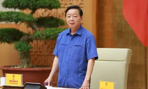 Phó Thủ tướng yêu cầu dự báo chính xác về cơn bão số 5 Kajiki