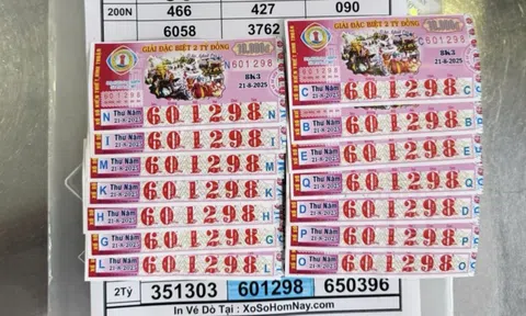 Mua vé số thường xuyên, 1 công nhân trúng 14 tờ giải độc đắc