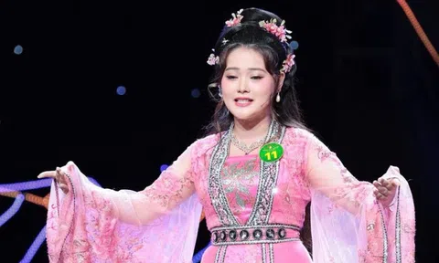 Cô gái được Thoại Mỹ, Bình Tinh chú ý từ nhỏ vào chung kết Chuông vàng vọng cổ