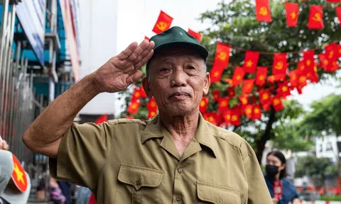 Cựu binh 81 tuổi: Thay mặt đồng đội đã hy sinh, tôi đi xem diễu binh 2-9, ngắm đất nước giàu đẹp