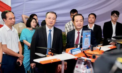 VIỆT NAM KHÔNG NGỪNG PHÁT TRIỂN, TĂNG VỊ THẾ (*): Làm chủ khoa học, công nghệ