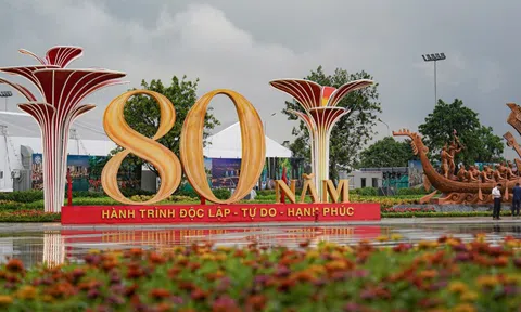 Triển lãm Thành tựu đất nước: Nhìn lại chặng đường lịch sử vẻ vang của dân tộc