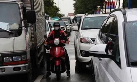 Ngao ngán cảnh 'tiến không được, lùi chẳng xong' ở cửa ngõ TPHCM