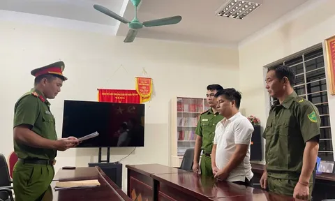 Bắt tạm giam cán bộ ngân hàng Nguyễn Văn Khiêm