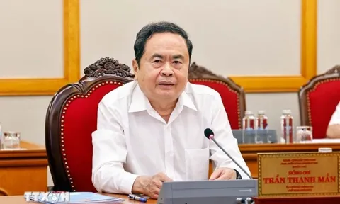 Bộ Chính trị cho ý kiến về phương án nhân sự trình đại hội Đảng bộ 3 tỉnh, thành phố