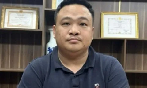 Kẻ cầm đầu ổ nhóm lừa đảo bằng chiêu thức mời nhận quà bị khởi tố thêm tội danh