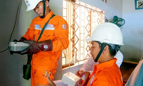 EVN giải thích nguyên nhân gây lỗ 44.000 tỉ đồng, giá bán lẻ điện bán thấp hơn giá thành