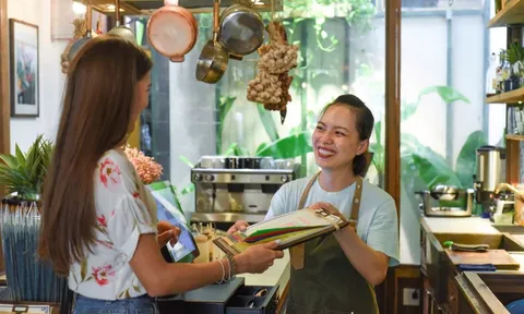 Đồng hành cùng hộ kinh doanh chuyển đổi số