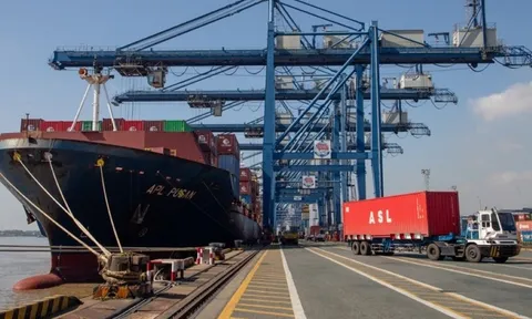 Nhận diện các yếu tố tác động đến năng lực cạnh tranh của doanh nghiệp logistics tại khu vực Đồng bằng sông Hồng