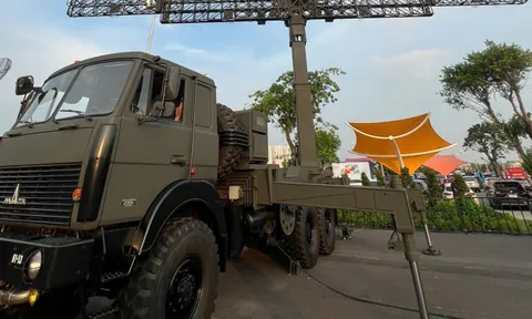 "Gã khổng lồ" của QĐND Việt Nam ở sự kiện quy tụ 7 triệu người: Nặng 40 tấn, phát hiện máy bay tàng hình