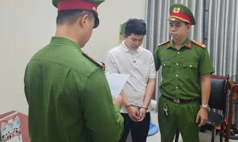 Tạm giữ hình sự Đặng Quang Hiền sinh năm 2002