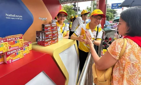 Dược Hậu Giang tiếp sức tại các trạm khách “A80 tự hào Việt Nam”