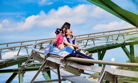 Khám phá nghệ thuật, ẩm thực và lễ hội Bà Nà chiều tối