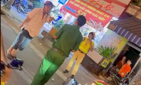 Người đàn ông say xỉn chống đối CSGT, làm một thanh niên xung phong bị thương