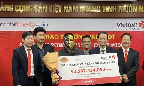 Tối nay, vé số Vietlott đã có 1 người trúng gần 180 tỉ đồng