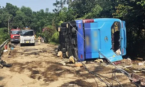 Nguyên nhân ban đầu vụ lật xe khách khiến 3 người tử vong ở Lào Cai
