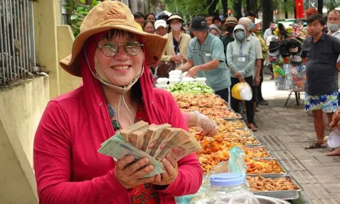 Giấu tên, không giấu tấm lòng