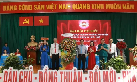 Ông Lê Văn Dừa giữ chức Chủ tịch Ủy ban MTTQ Việt Nam phường Phú Thuận