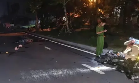 2 xe máy va chạm, 3 người thương vong