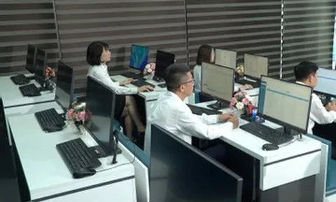 Ngày đầu đấu giá biển số xe đợt 8, biển ngũ quý 8 trúng hơn 2,6 tỷ đồng