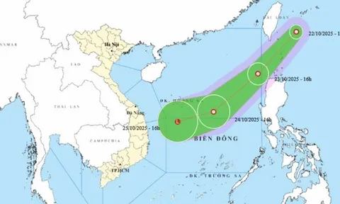 Bão số 12 Fengshen chưa vào bờ, Biển Đông lại sắp đón thêm áp thấp nhiệt đới