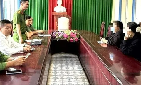 Hóng chuyện ở chợ rồi lên Facebook 'buôn', hai phụ nữ bị xử lý