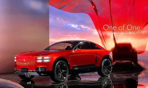 Toyota tung Century Coupe đấu Rolls-Royce, Bentley: Nội thất siêu độc, cửa lùa, bỏ ghế phụ