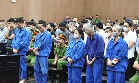 Tò mò dẫn lối, nhiều đại gia 'đốt tiền' đánh bạc tại khách sạn Pullman