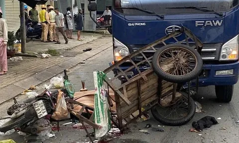 Tai nạn nghiêm trọng ngay Ngã Ba Đồn