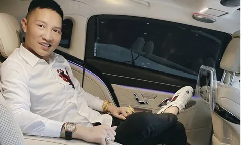 Huấn Hoa Hồng kiếm tiền từ đâu?