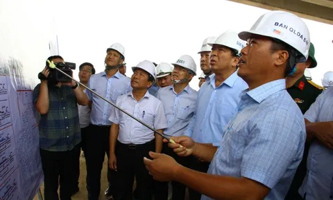 Bộ trưởng Bộ Xây dựng kiểm tra sân bay Long Thành, cao tốc Biên Hòa - Vũng Tàu