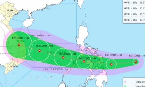 Bão Kalmaegi ngày càng mạnh thêm, khi vào Biển Đông có thể giật tới cấp 16-17