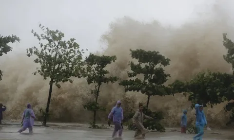 Biển Đông sắp đón bão số 13