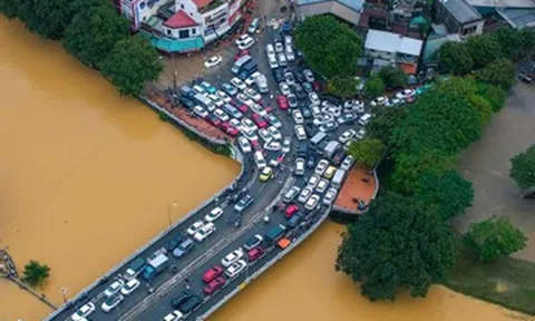 Chuyên gia lý giải nguyên nhân TP Huế liên tiếp mưa lũ, ngập lụt