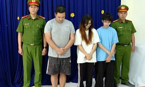 Lật tẩy chiêu trò tài xế taxi 'gài' ma túy hãm hại đồng nghiệp