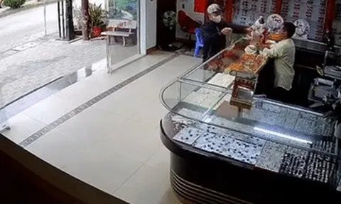 Danh tính nam sinh viên cướp tiệm vàng ở Thái Nguyên
