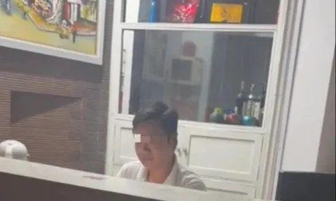 Cô gái bức xúc tới trễ bị khách sạn ở Hà Nội từ chối, phải đi lúc 2h sáng