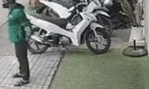 Camera ghi cảnh đối tượng bẻ khóa, trộm xe máy trong chưa đầy 10 giây