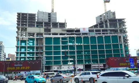 Cận cảnh dự án ở tứ giác Bến Thành và 34 Tôn Đức Thắng đang "treo" giữa trung tâm TP HCM