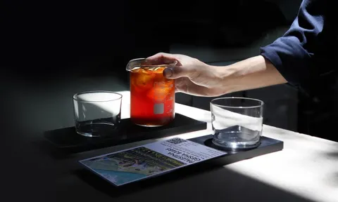 Có gì trong ly cà phê 750.000 đồng ở Hà Nội?