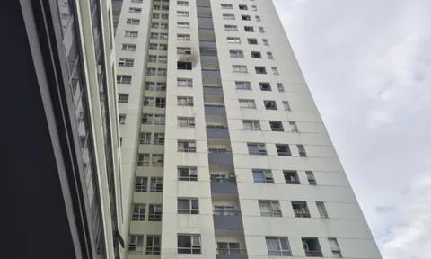 CLIP: Cháy chung cư Dream Home Palace ở TP HCM