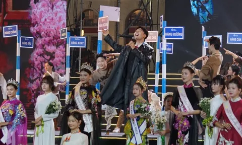 Trà đá vỉa hè, tiếng rao... lên sân khấu bế mạc Festival Thăng Long - Hà Nội 2025