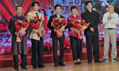 Mưa đỏ làm 'nóng' tọa đàm về phát triển công nghiệp văn hóa Việt Nam