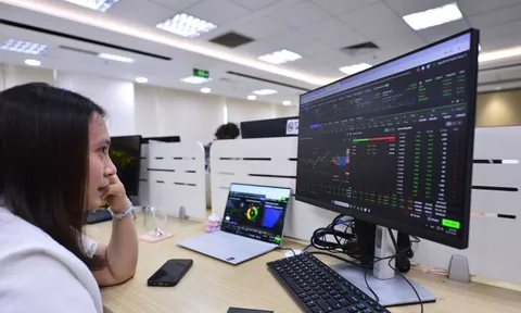 Khối ngoại mua ròng trở lại, nhóm cổ phiếu Gelex 'trỗi dậy', chứng khoán tăng mạnh