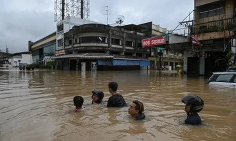 Lũ lụt nghiêm trọng càn quét các nước Đông Nam Á