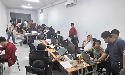 Khởi tố 63 đối tượng tại một công ty công nghệ làm việc cho "trùm cờ bạc" Campuchia