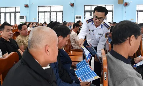 Đà Nẵng: Vận động ngư dân chống khai thác IUU