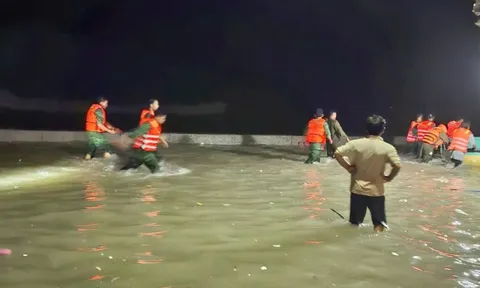 Sóng lớn cuốn mất tích một ngư dân khi vớt neo trước bão số 15