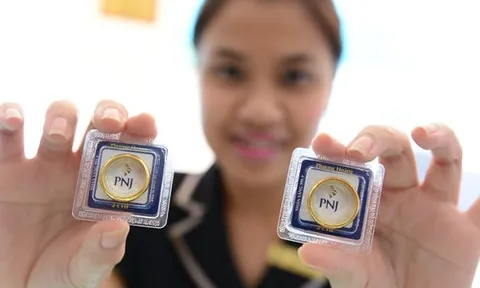 Giá vàng và giá bạc tăng mạnh ngay ngày ‘Thứ Sáu đen’