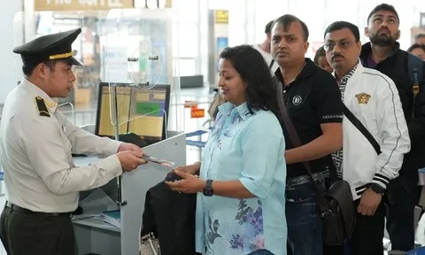 Chính phủ cho phép người nước ngoài nhập cảnh bằng thị thực điện tử tại 41 cửa khẩu